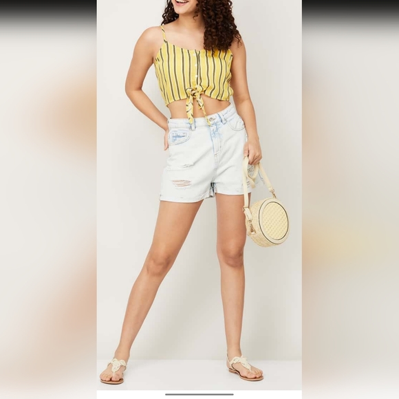 Ginger Stripped Sleeveless Crop Top bust size upto 36 - Picture 6 of 9